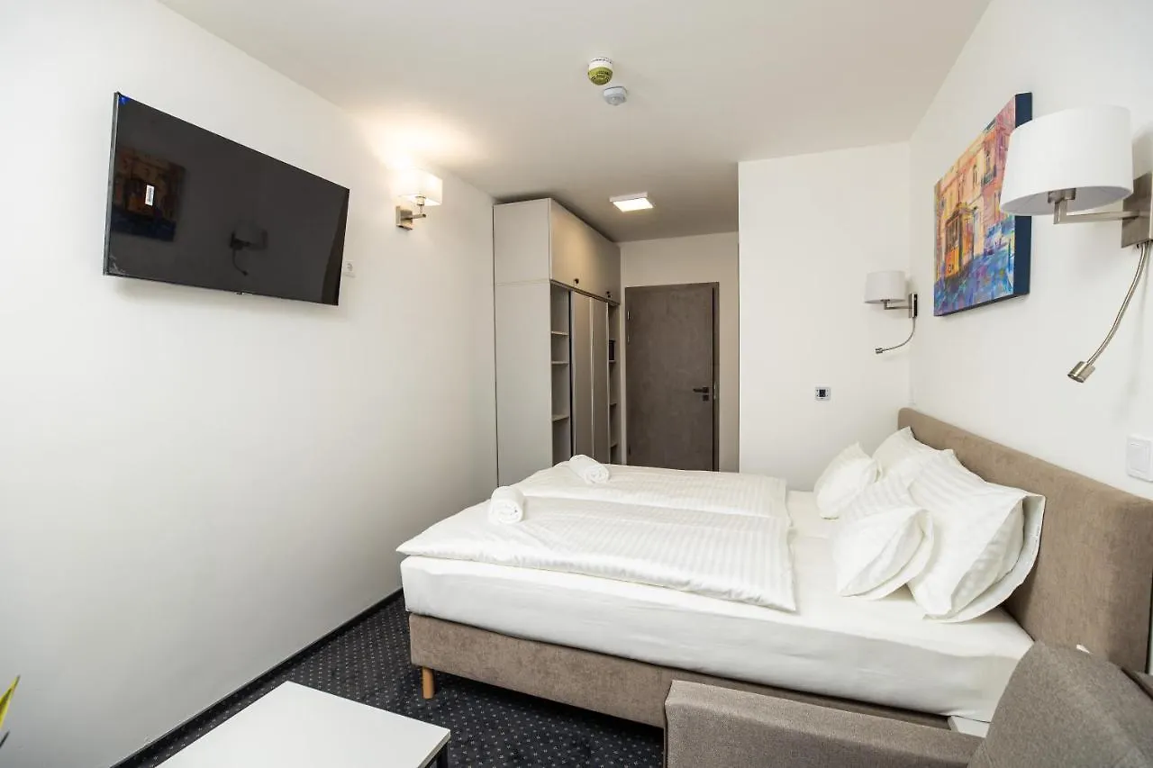Arena Deluxe&Spa Seghedin Hotel